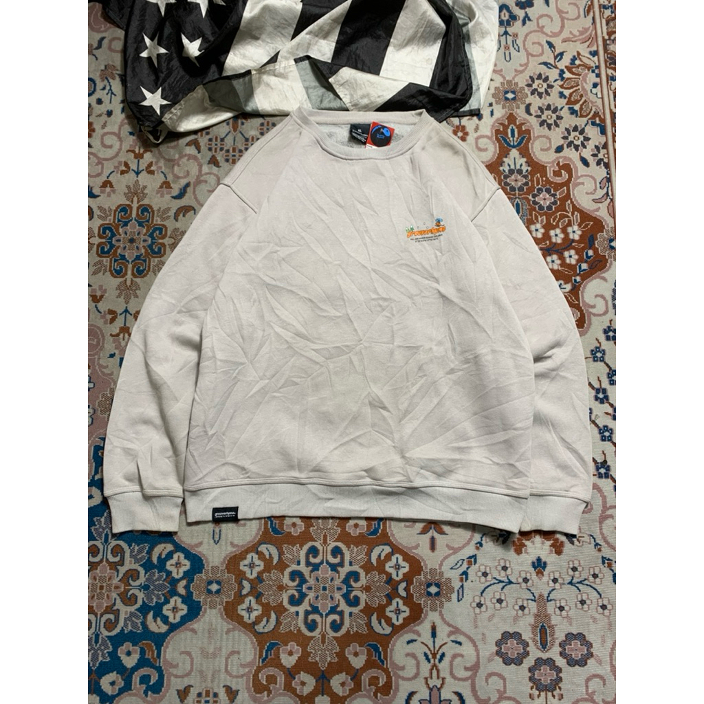 CREWNECK GROOVE RHYME