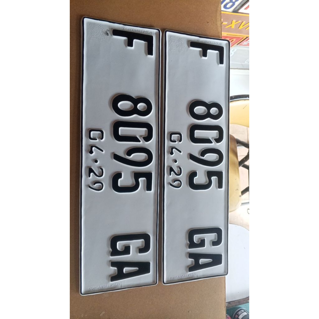 Tersedia Plat nomor Mobil asli berlogo