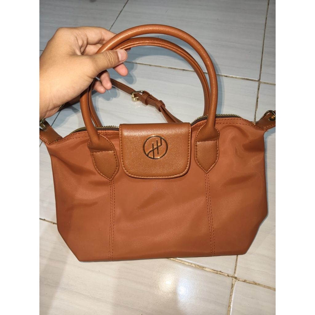 Tas wanita kerja hangout main