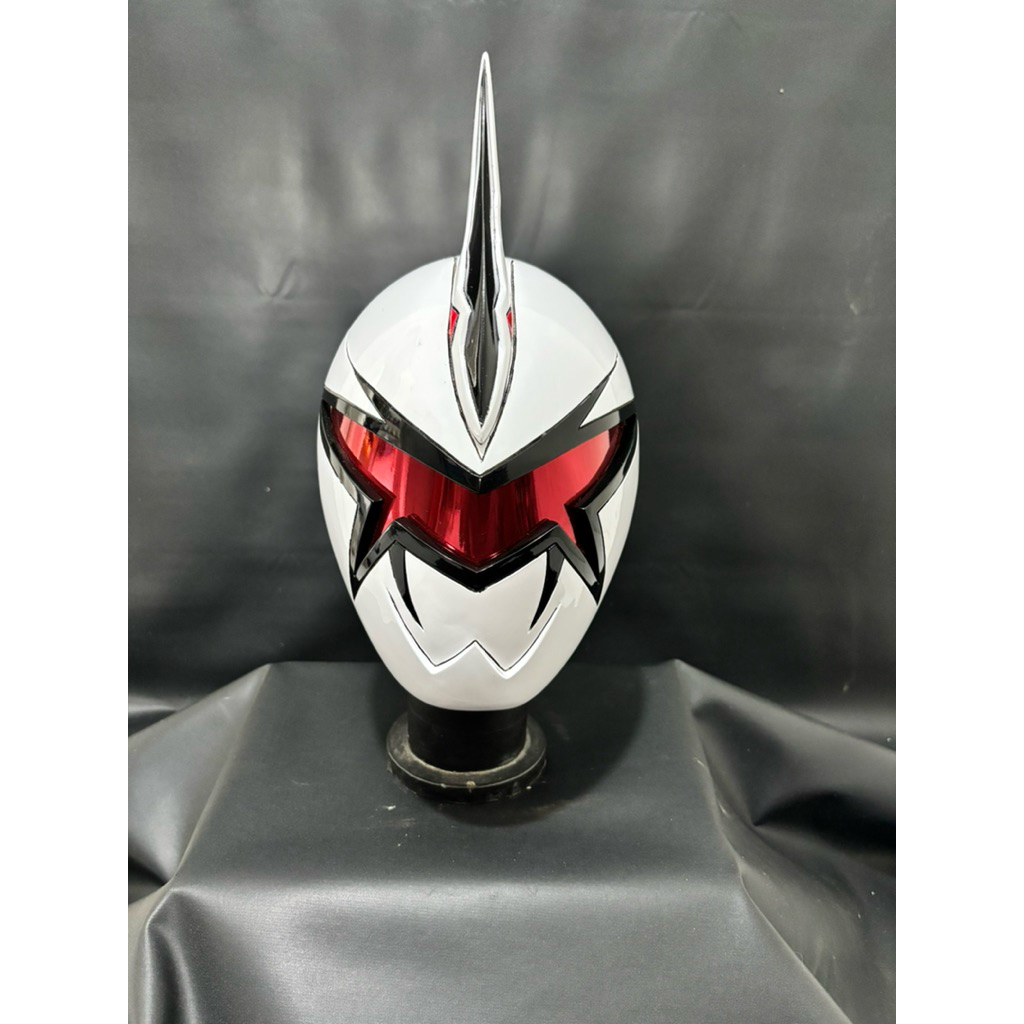 Dino Thunder helmet