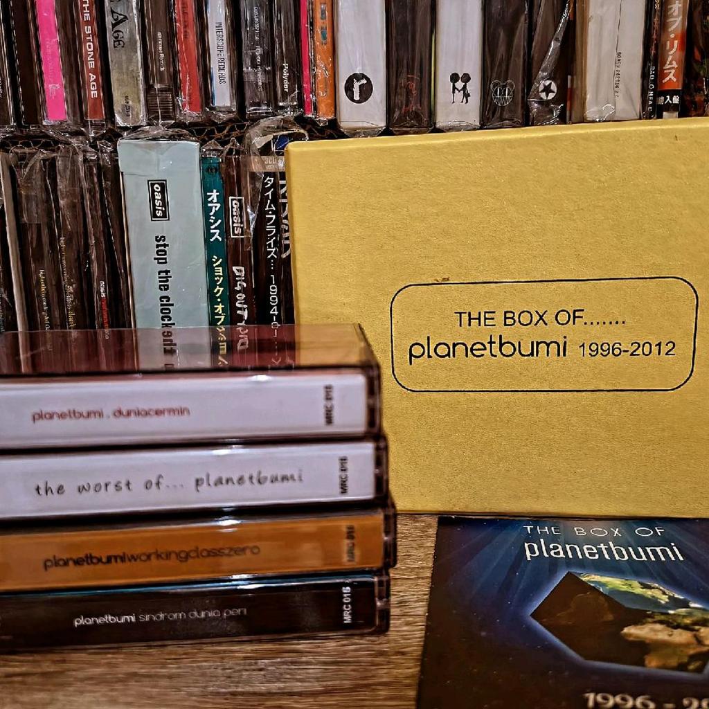 kaset pita tape original Planetbumi - the box of (4 kaset+stiker)