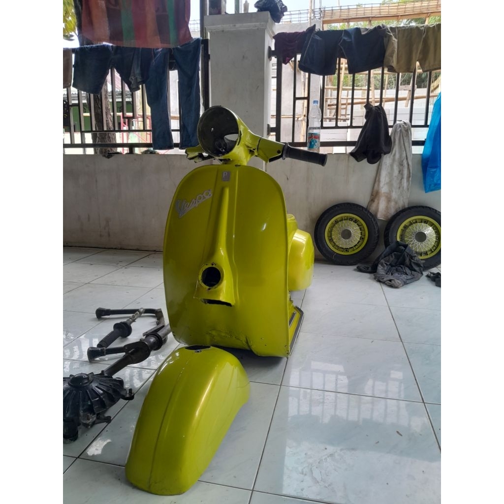body set vespa pts 90