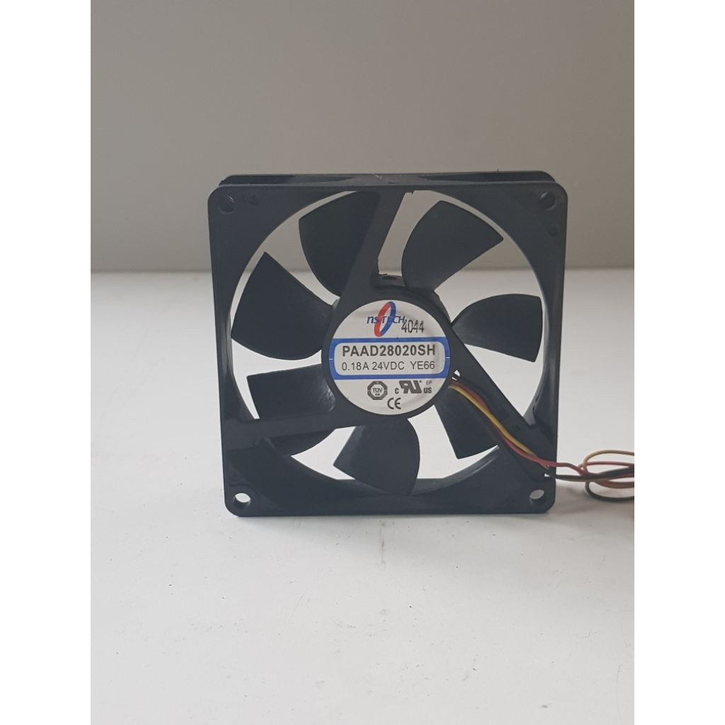 Fan kipas NSTECH DC 24V-0,18A 8x8cm 3pin