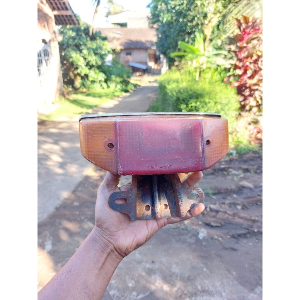 Reflektor Lampu Belakang Yamaha V80 Robot