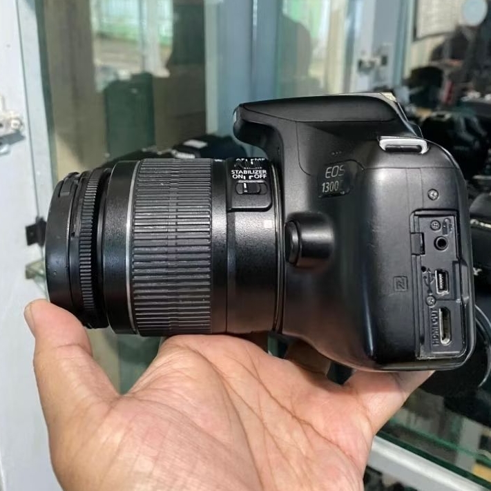 Canon 1300d bekas vignet mulus