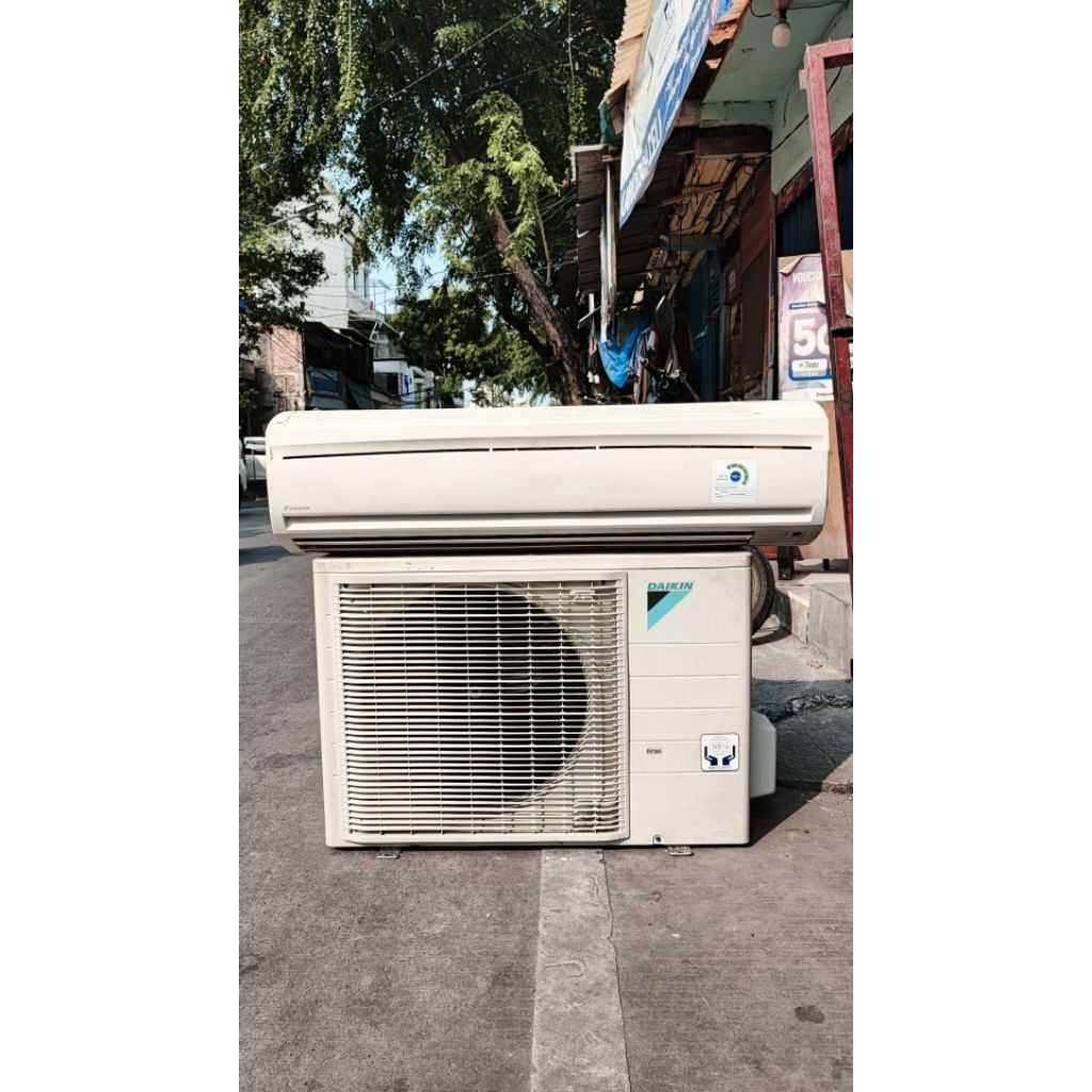 FREE ONGKIR AC Daikin Thailand 2 PK R 410 Second + pasang (free ongkir se jabotabek) i