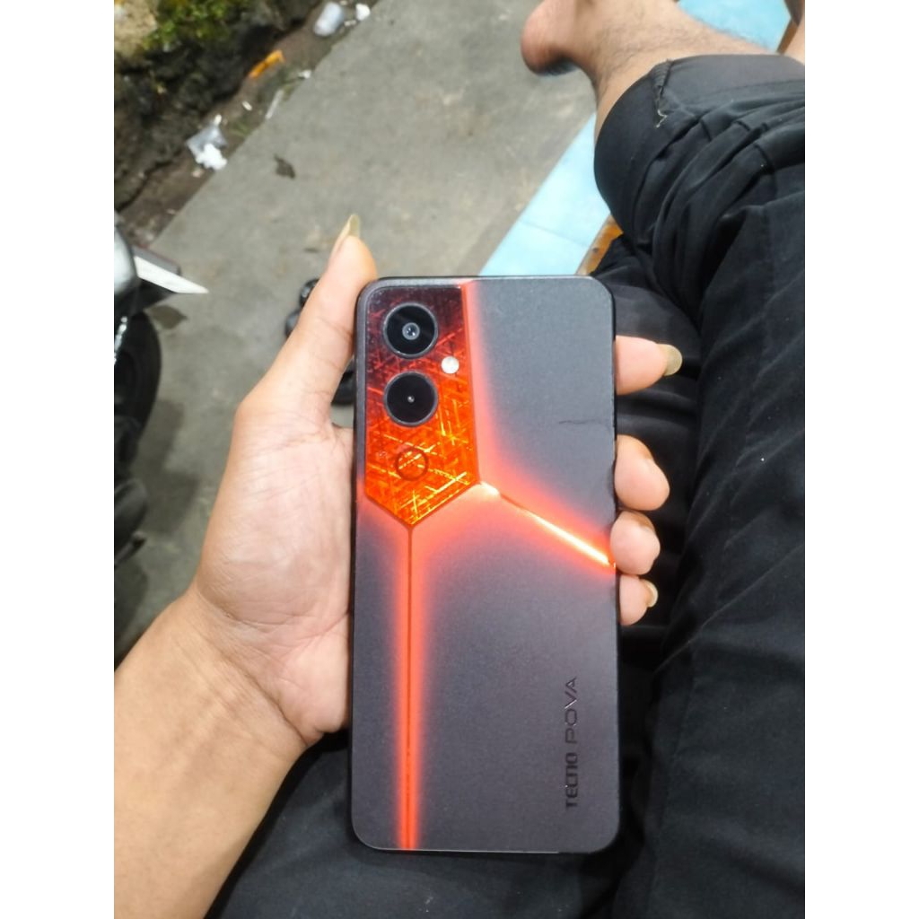 Tecno POVa 4 pro 8+5/128