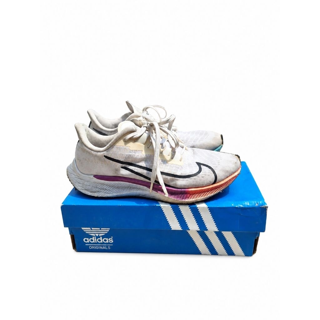 Sepatuh Running Nike Air Zoom Pegasus 37 White Original 100%