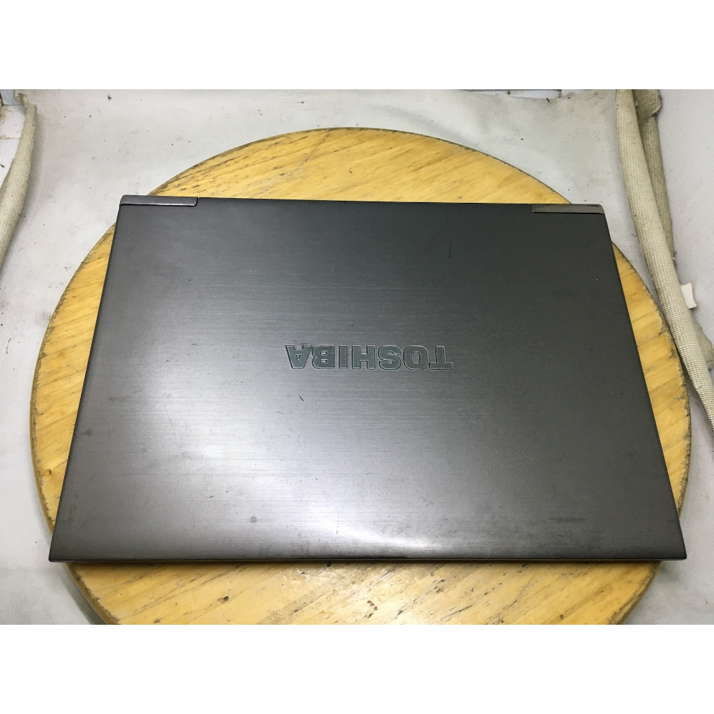 TOSHIBA PORTEGE Z930 I7 3687U 8GB RAM 128GB SSD SLIM CAM BACKLIT MULUS MURAH GOOD BATTERY B462
