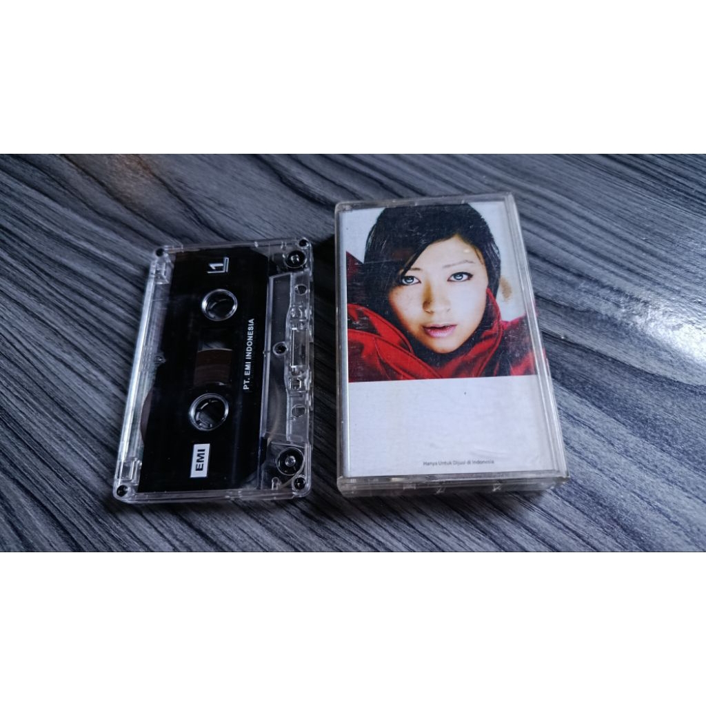 Kaset Pita Utada Hikaru Ultra Blue