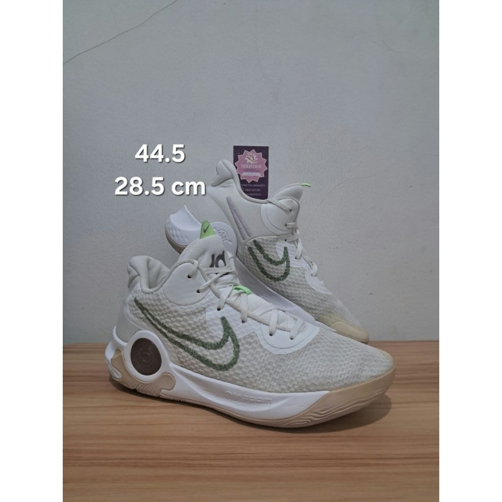 sepatu basket second size 44.5