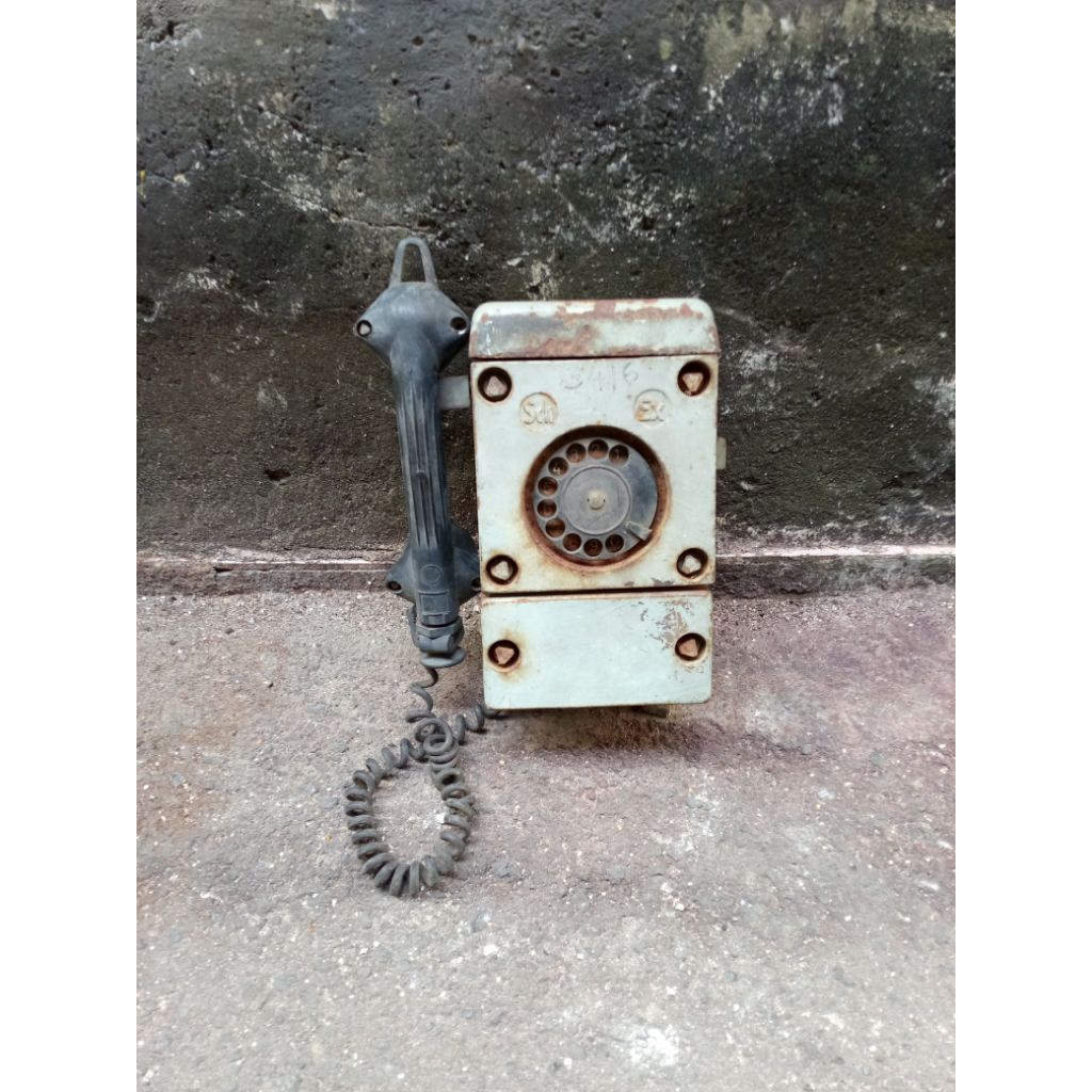 Vintage Telephone Industrial Telephone Bunker Germany Telepon Putar Jadul Antik
