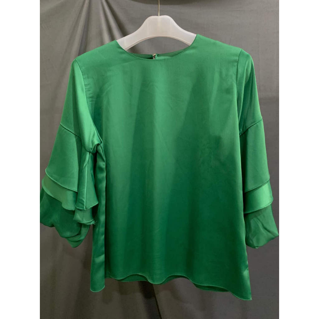 BLOUSE HIJAU SATIN PREMIUM LENGAN BALON REMPEL