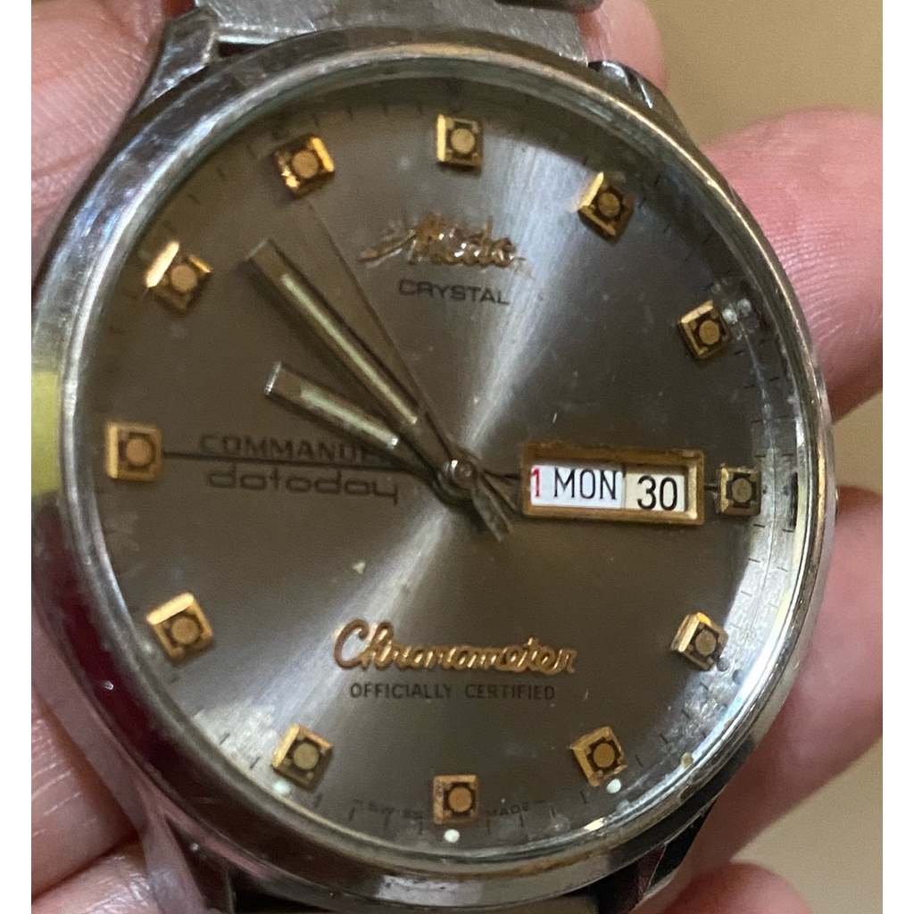 Mido Commander Datoday Chronometer Vintage Original Swiss Daydate 35mm Rare Dial