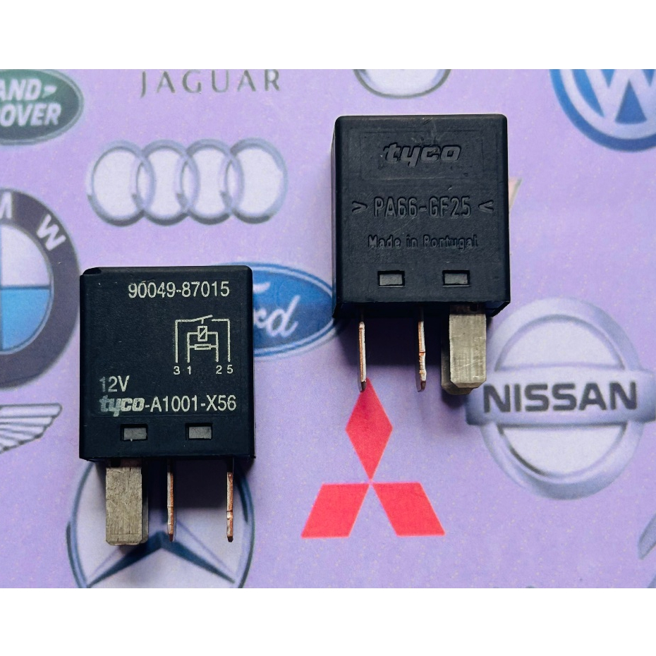 Relay Mobil Warna Hitam Merk Tyco 12V 4 Kaki Part No.  90049-87015 4PB-A1001-X56 / PA66-GF25  Univer
