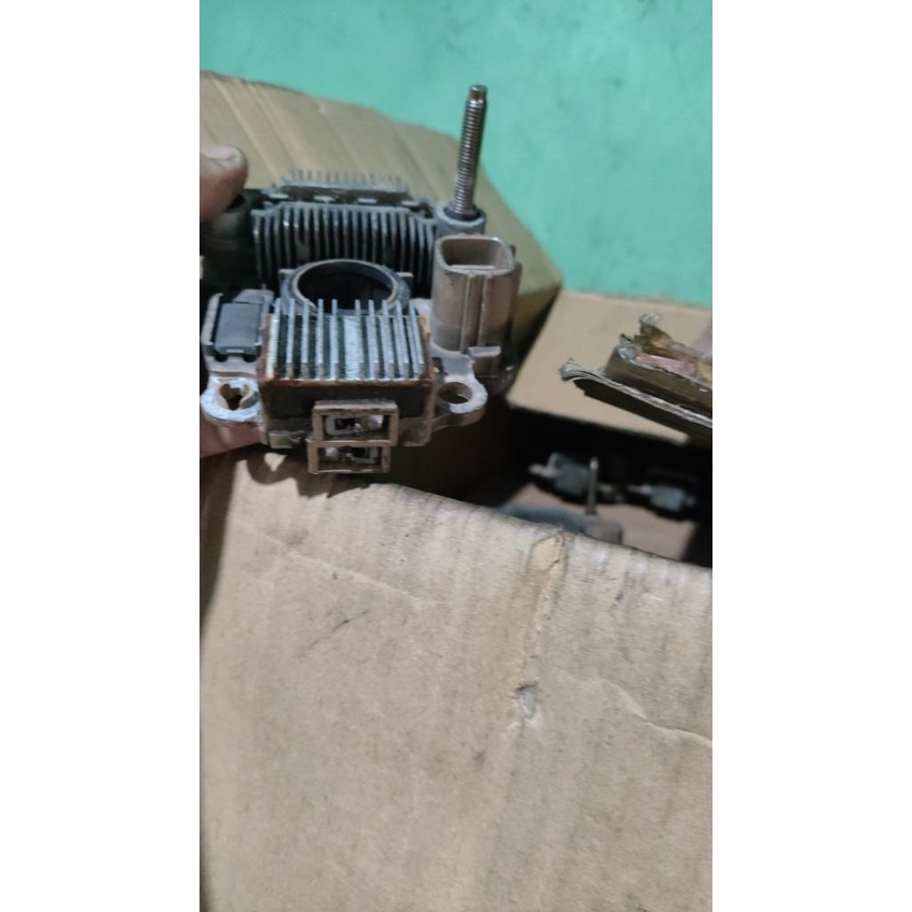 ic regulator alternator honda odyssey rb6/ jazz old