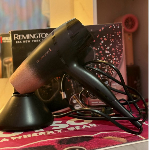 BeautyVersal - Hair Dryer Remington