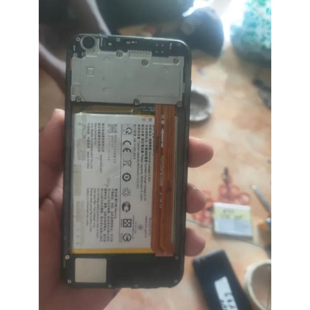 Lcd TC Hp Vivo Y69 kondisi TC Retak lcd Kuning cabutan normal
