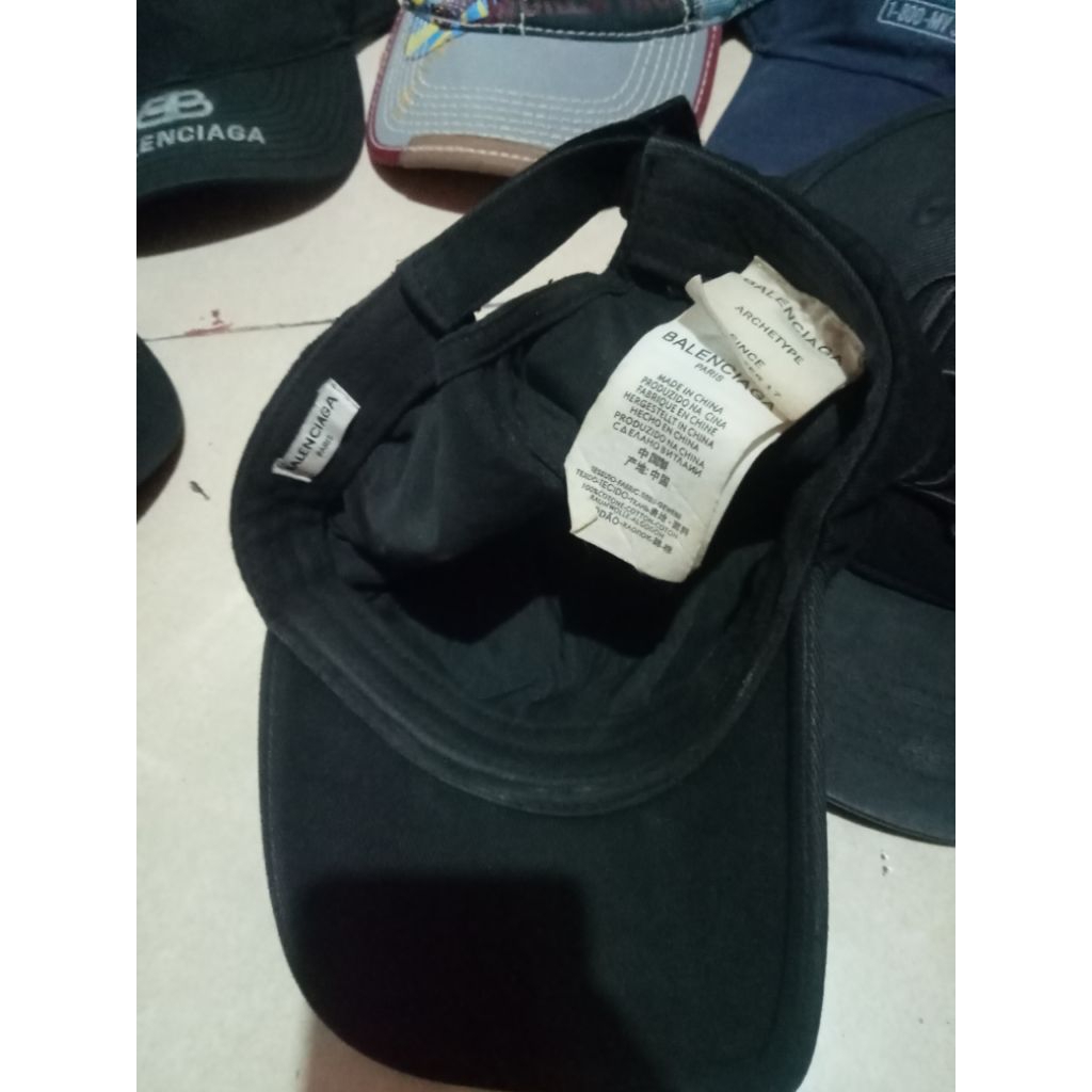 topi balenciaga ori full tag
