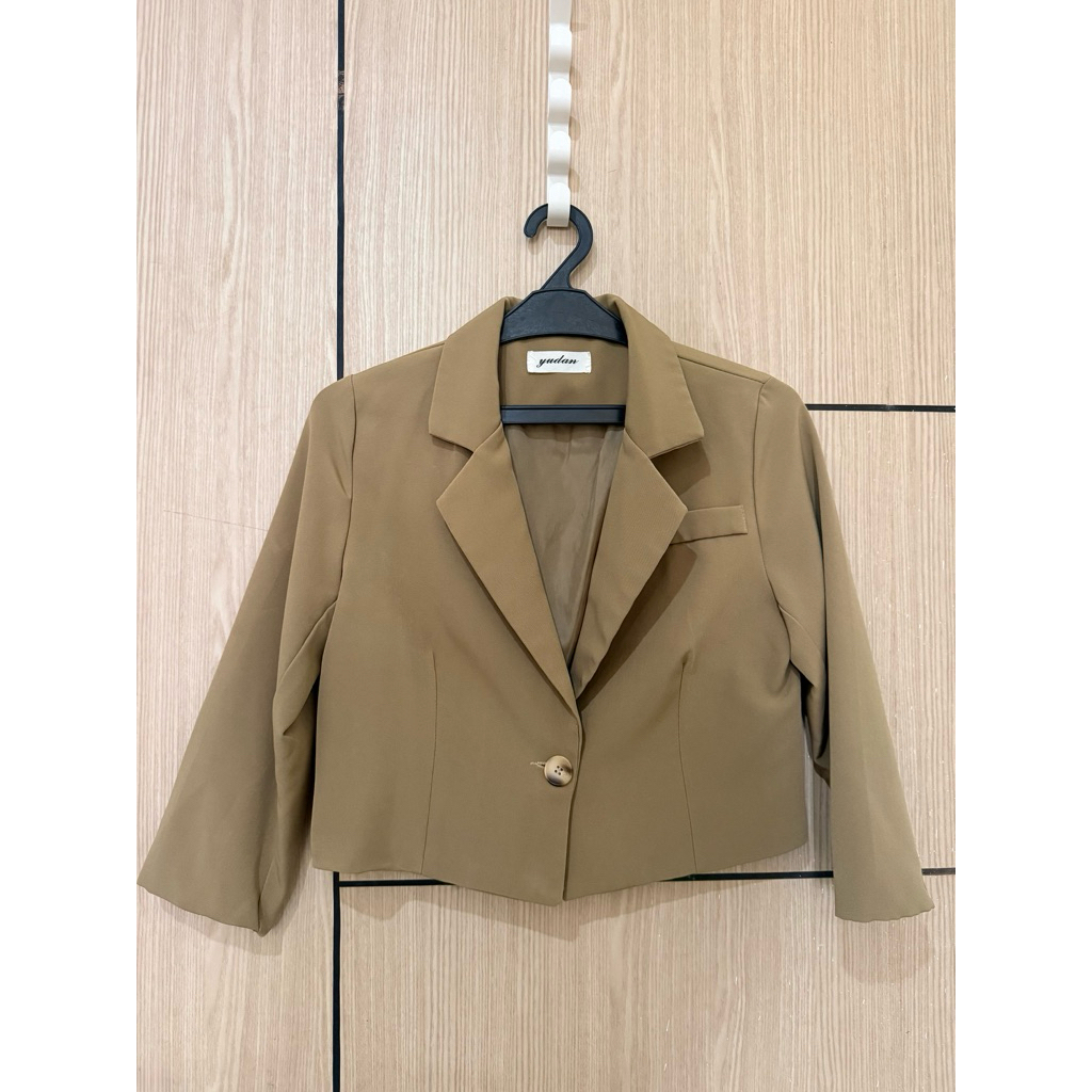 Preloved Yudan Blazer size S/M