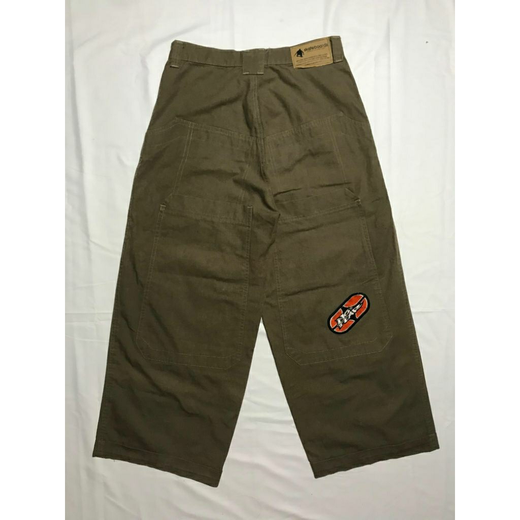 Baggy Y2K pants