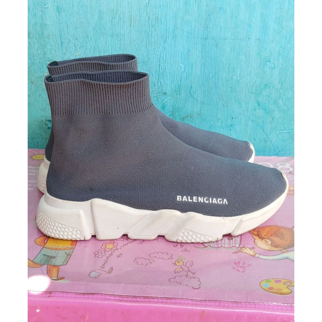 sepatu Balenciaga Trainer Sneakers Socks Black kasual bekas second size 38