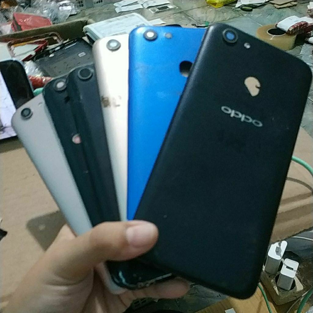 Backdoor bekas Oppo F5 cek deskripsi