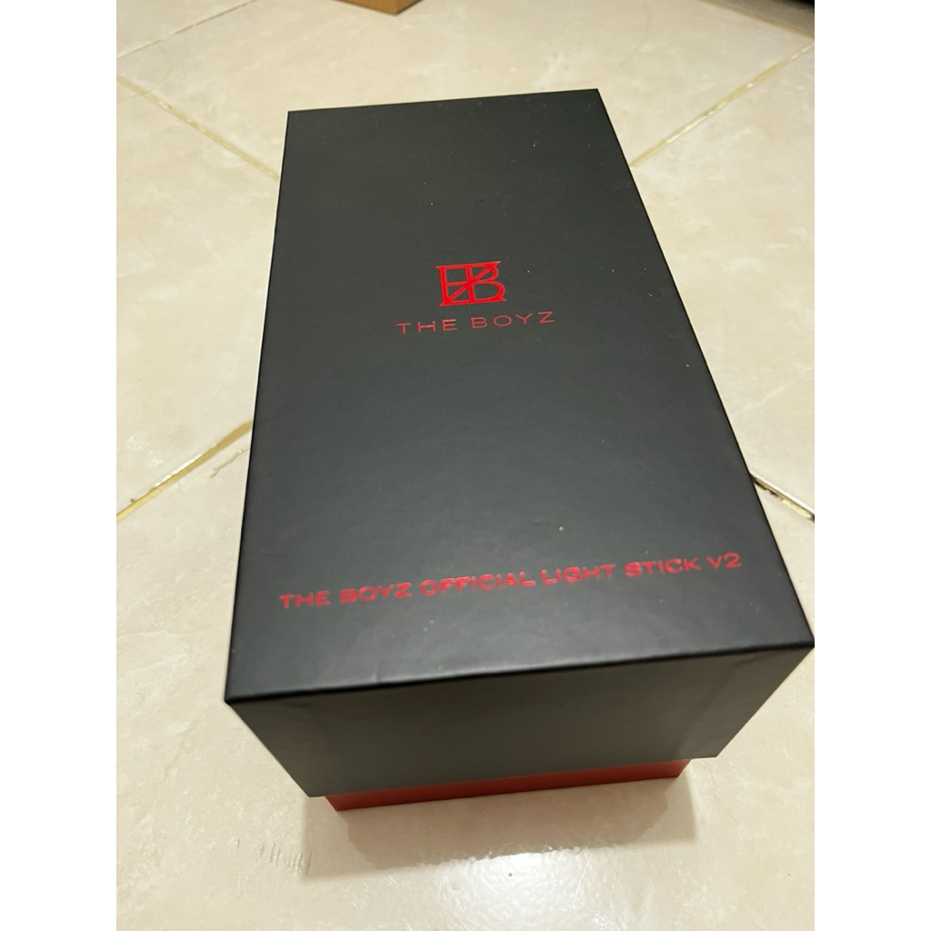 The Boyz Lightstick v2