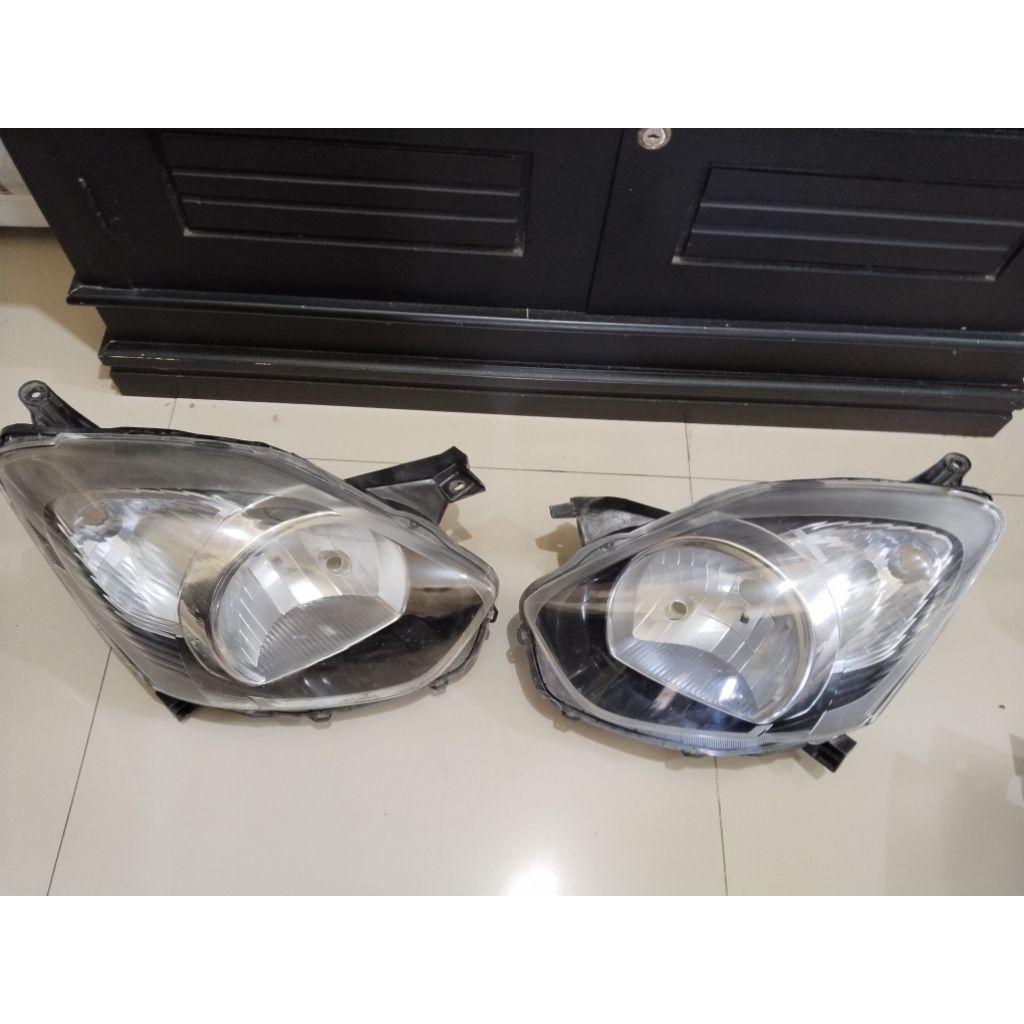 lampu depan agya ayla 2012-2014 kanan kiri original second
