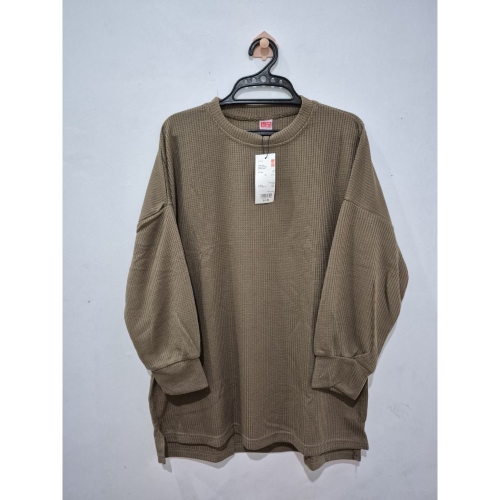 Atasan blouse knit uniqlo jumbo