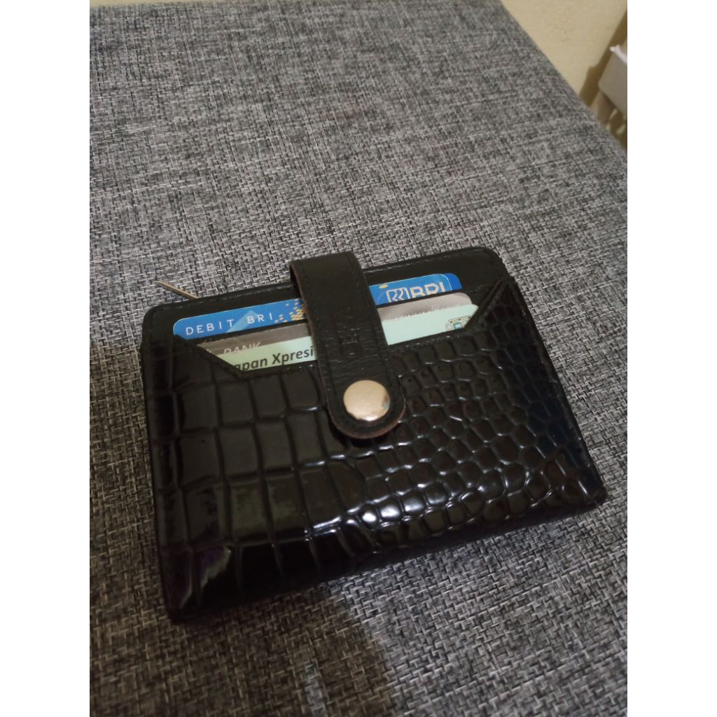 PRELOVED DOMPET CEKA (BLACK)