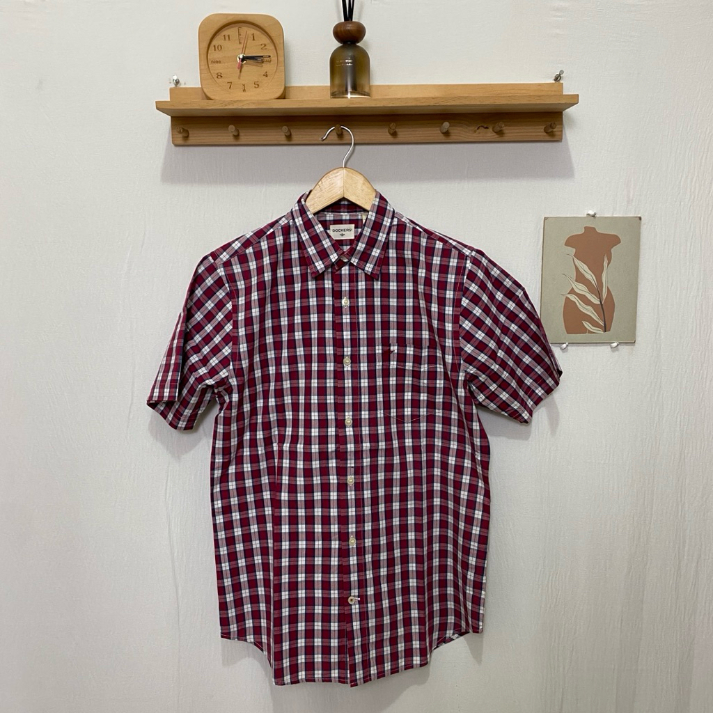 kemeja pendek pria Dockers original size S kondisi bagus