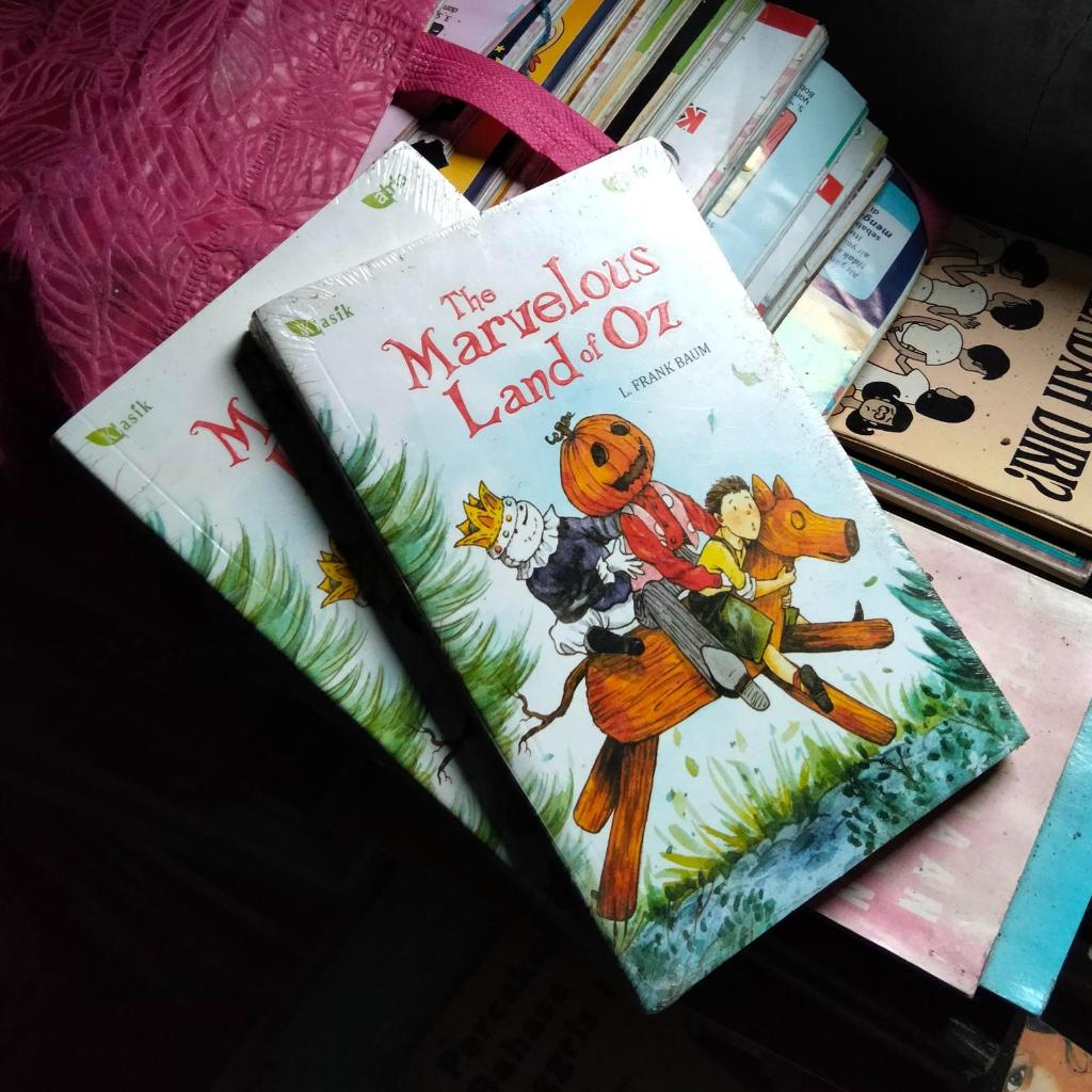 The Marvelous Land of Oz by L Frank Baum