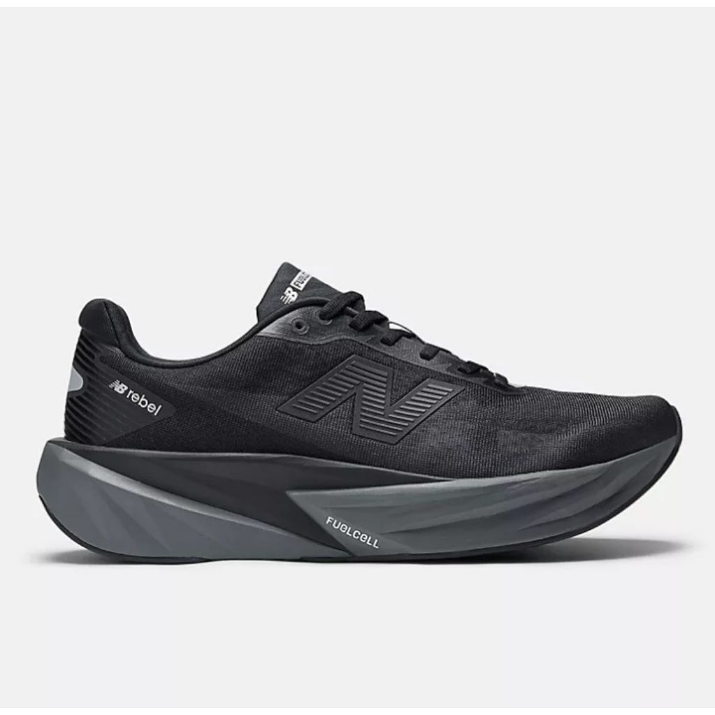 Sepatu Lari Nb FuelCell Rebel v5 " Black "
