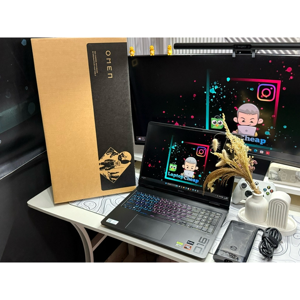 HP Omen 16 AP0197AX RTX 5070 Ryzen Ai 9 365 240Hz Ram 32GB Garansi 2027