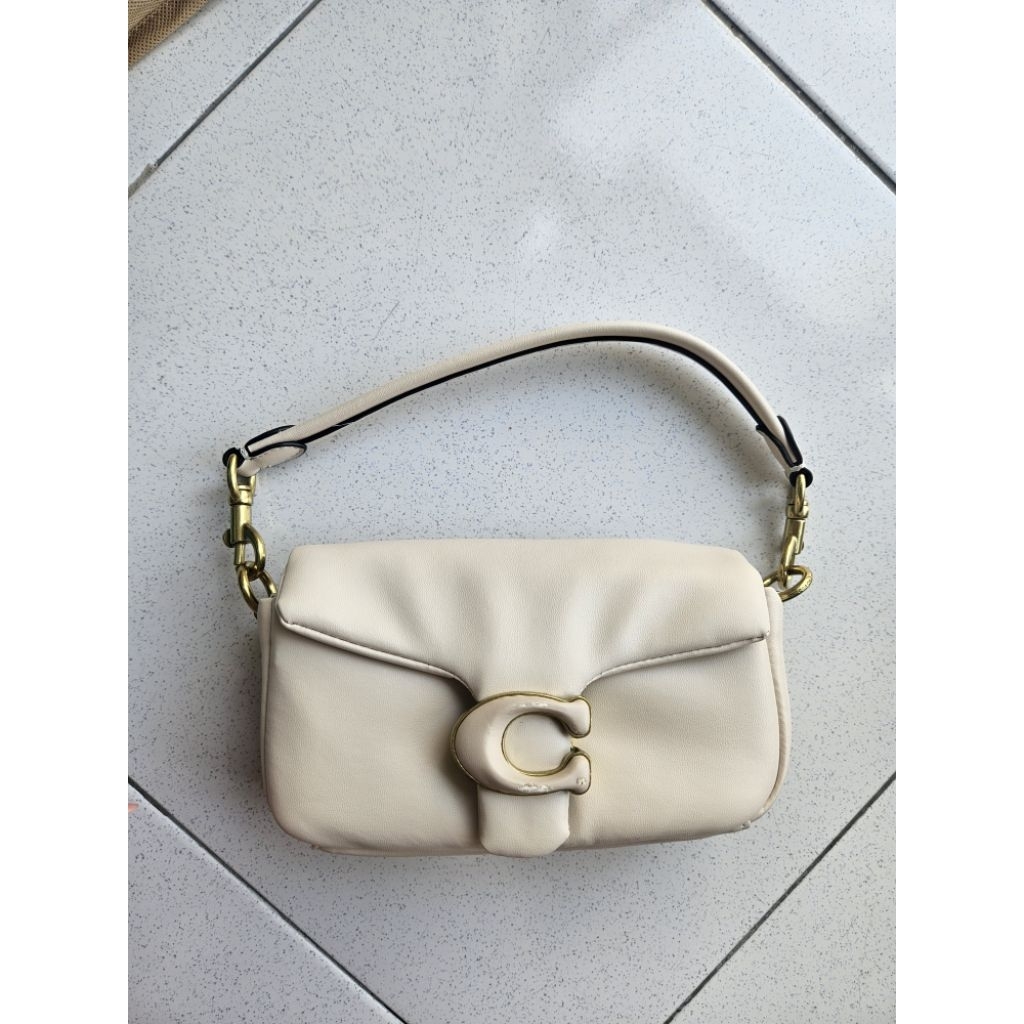 COACH TABBY PILLOW MINI 18