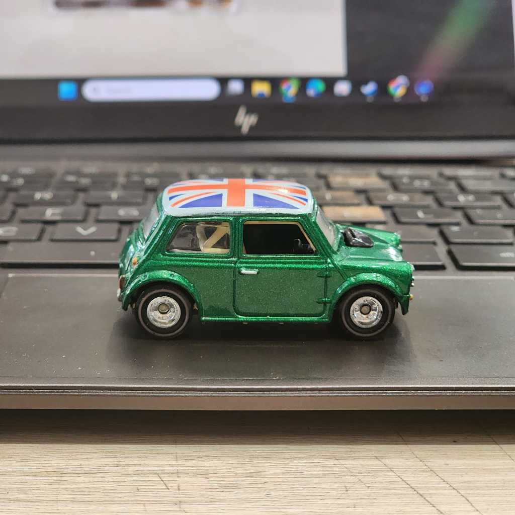 Hot Wheels Hall Of Fame 2001 Mini Cooper