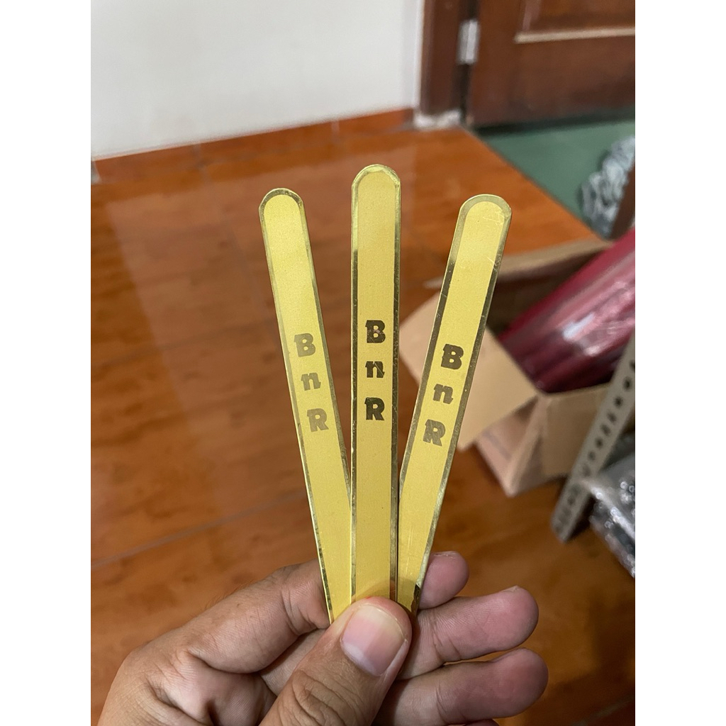 Klem Lipat Jepitan Tebok Sangkar Kandang Burung Murai dan lovebird BnR Original isi 3 pcs