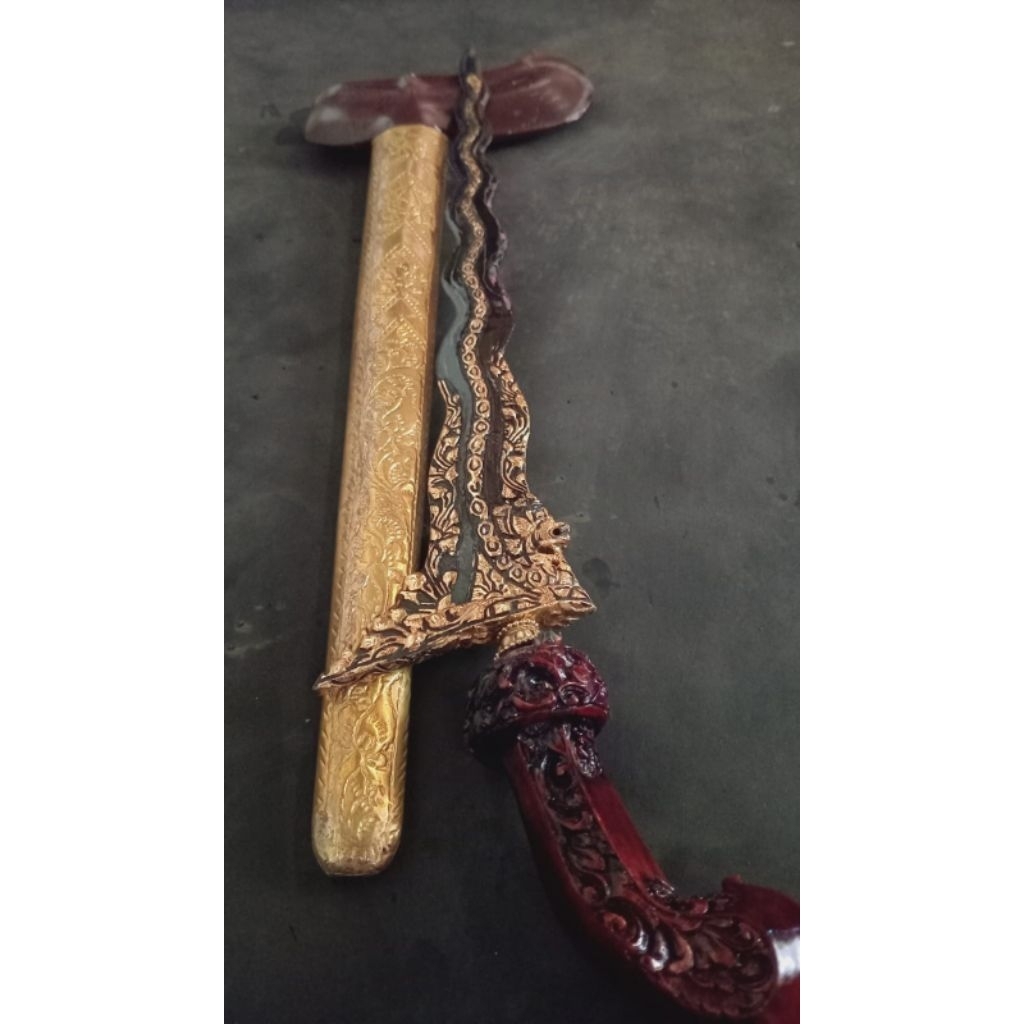 keris nogo Sosro sepuh emas 2,3karat.