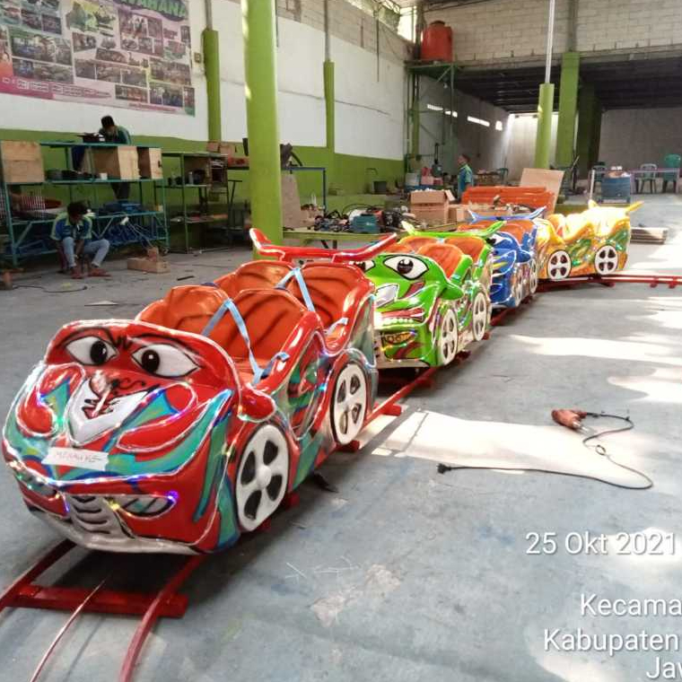 Kereta Sedan Odong Odong Mini Coaster rell datar oval dan kaca mata