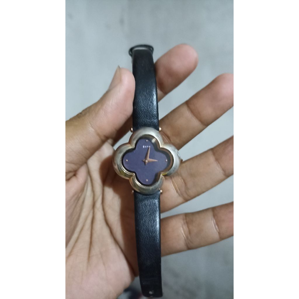 jam tangan bono untuk wanita