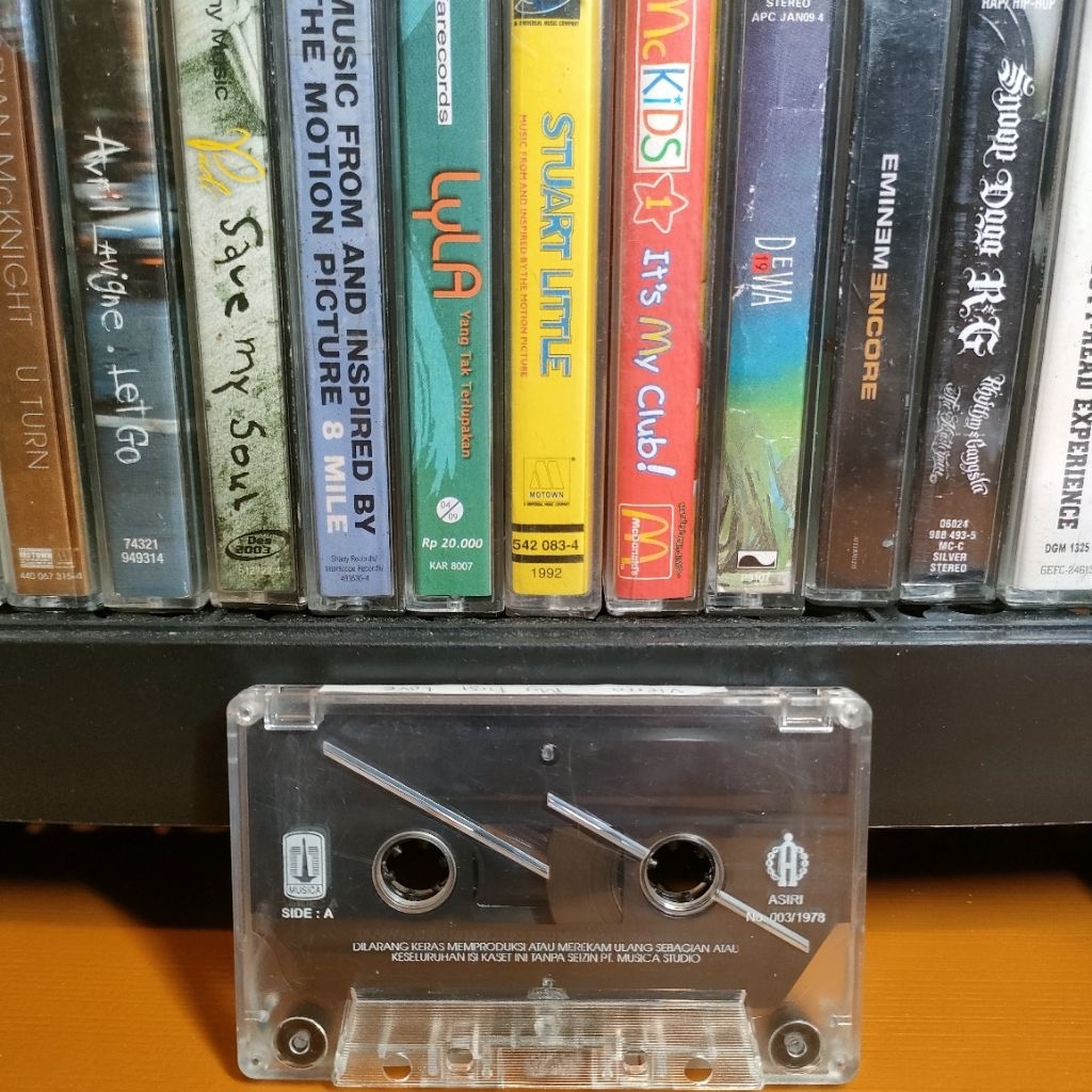 Kaset Pita Vierra My First Love Dengarkan Curhatku hanya kaset