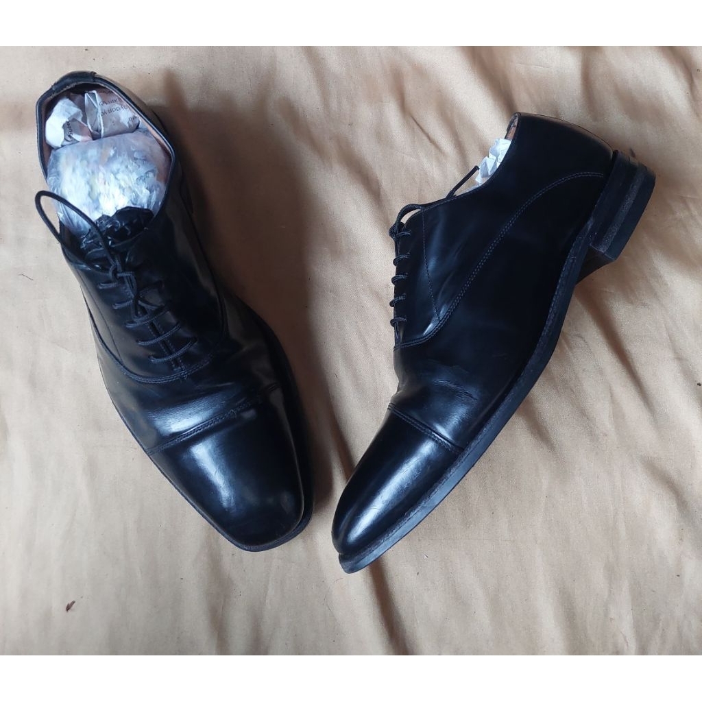 Oxford Loake 260 Legend Cap Toe Dress Shoes