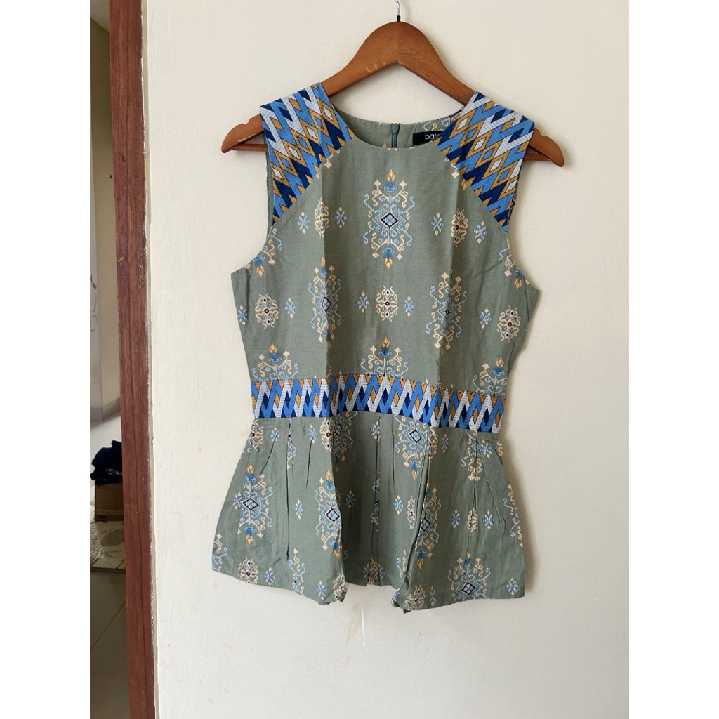 preloved atasan tanpa lengan batik Bateeq