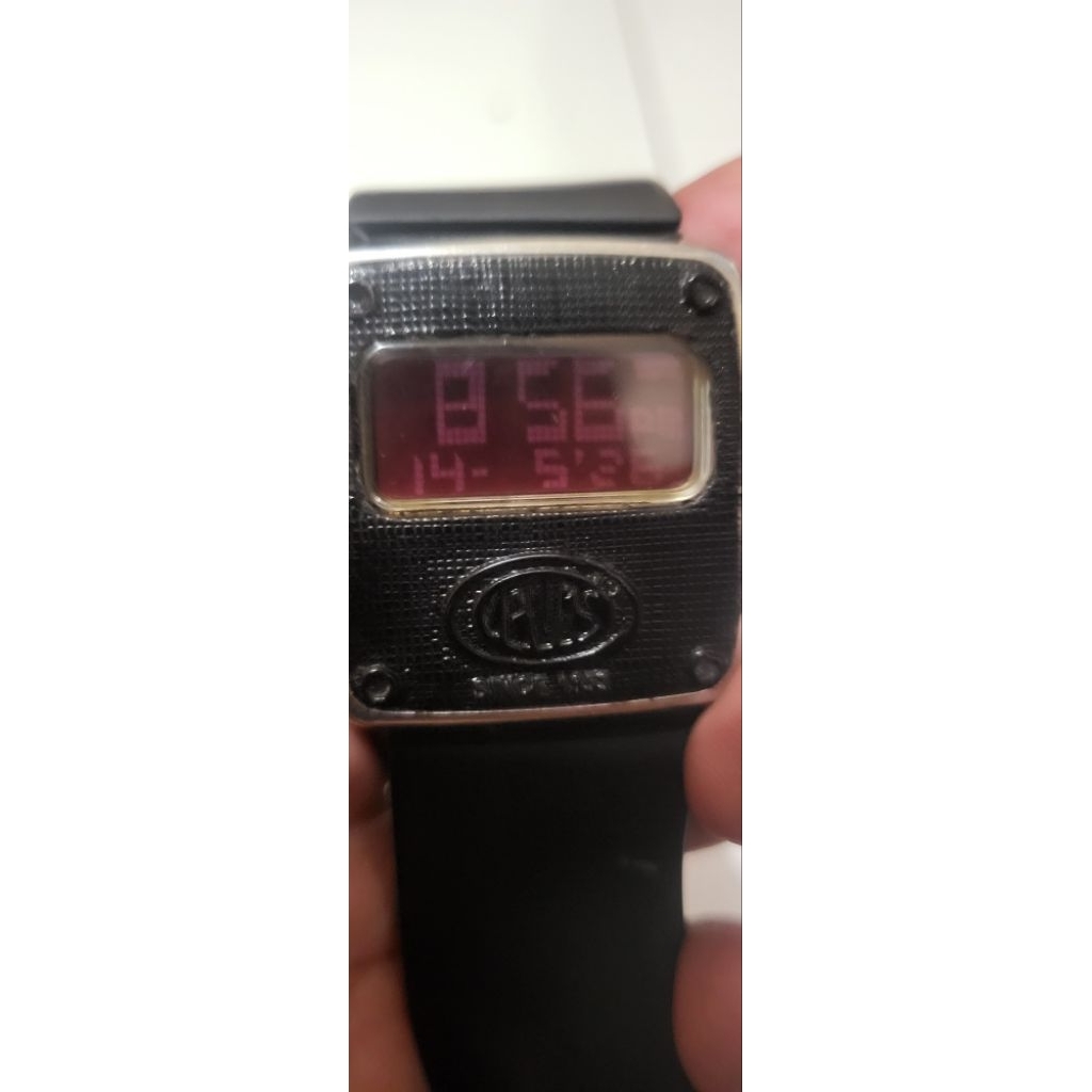Jam tangan Levis digital LTD0805 kotak