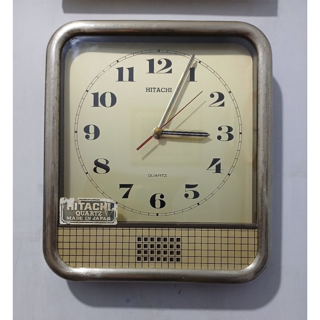 Jam dinding HITACHI original (mesin japan) vintage