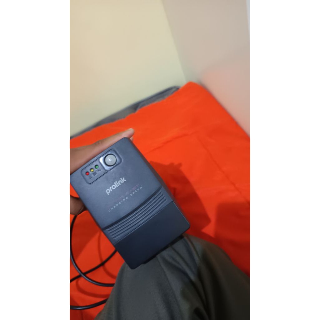 UPS PROLINK PRO700SFC