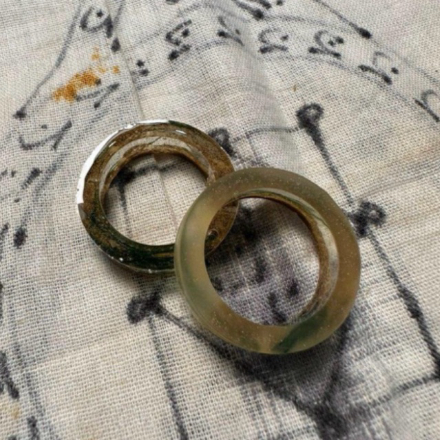 Cincin Pasir Inat