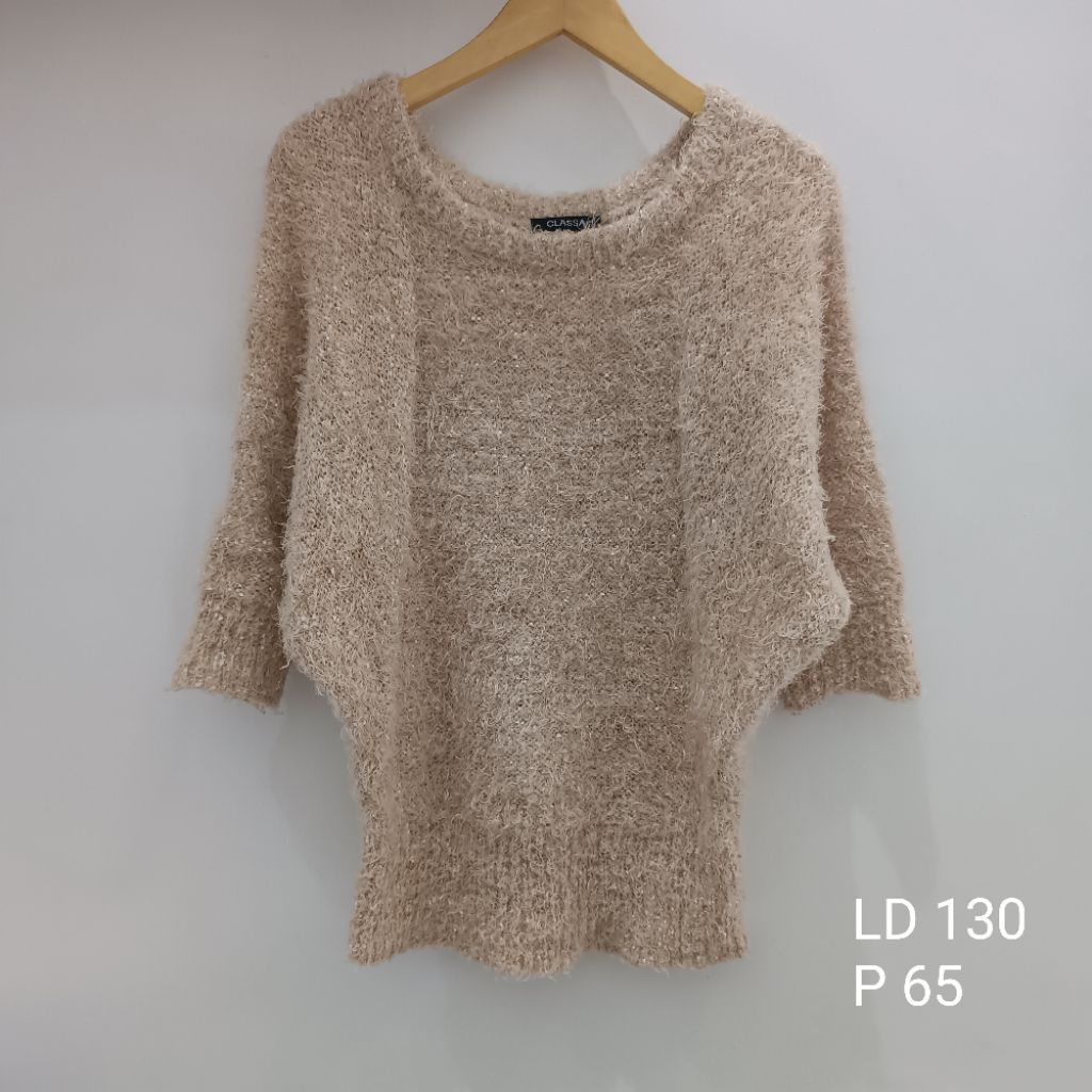 LD 130 - Atasan Rajut Fuzzy Batwing Lengan 3/4