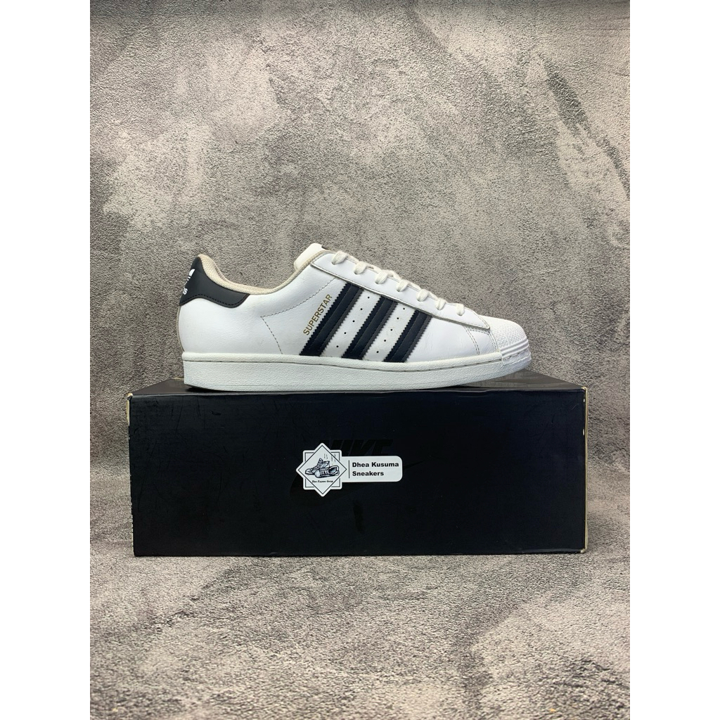 Sepatu Second Casual  Adidas Superstar Black White  Size 42 insole 26,5 cm  Original Guarantee 100%